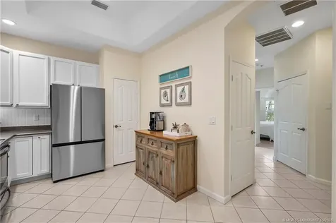 691 NW Red Pine Way Jensen Beach FL 34957
