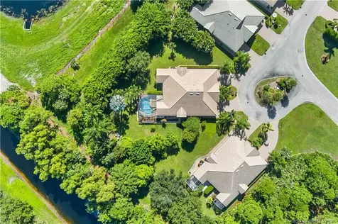 691 NW Red Pine Way Jensen Beach FL 34957