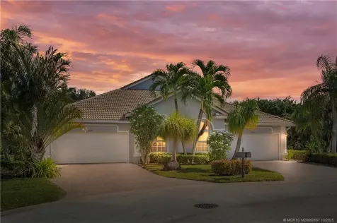 691 NW Red Pine Way Jensen Beach FL 34957