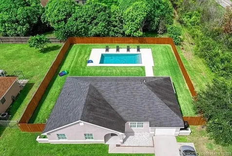 1302 SE Belcrest Street Port St Lucie FL 34952