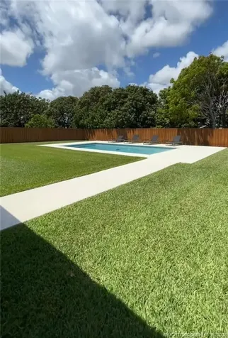 1302 SE Belcrest Street Port St Lucie FL 34952