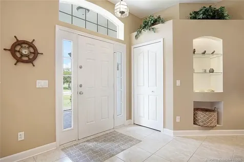 2097 SE Dranson Circle Port St Lucie FL 34952