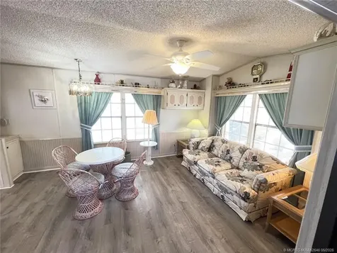 943 Nettles Boulevard Jensen Beach FL 34957