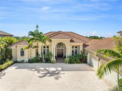 109 SE Fiore Bello Port St Lucie FL 34952