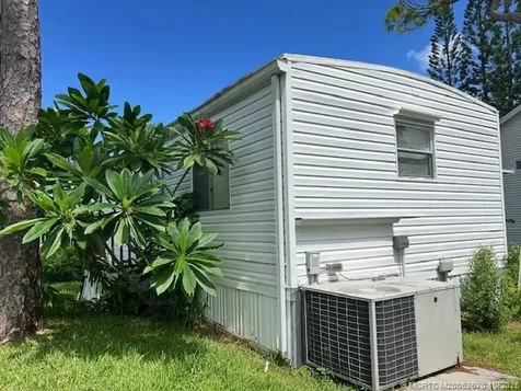 6315 S Ash Lane Lantana FL 33462