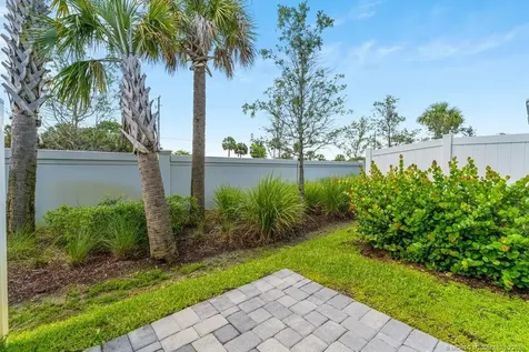 325 SE Halifax Lane Stuart FL 34994