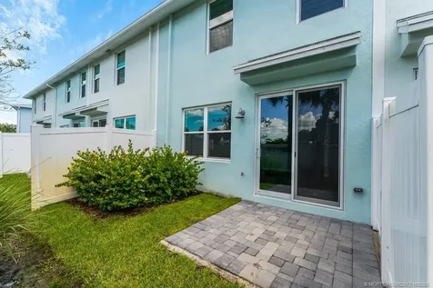 325 SE Halifax Lane Stuart FL 34994