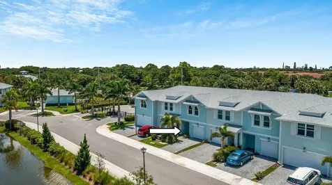 325 SE Halifax Lane Stuart FL 34994