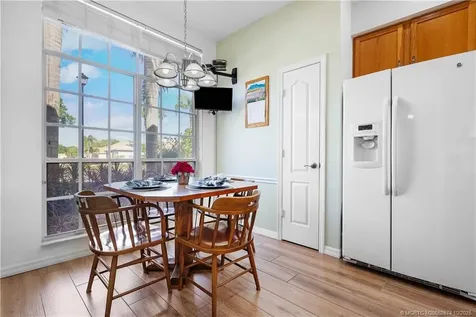 569 SW Saint Martins Cove Port St Lucie FL 34986