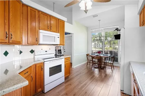 569 SW Saint Martins Cove Port St Lucie FL 34986