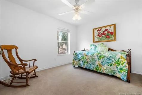 569 SW Saint Martins Cove Port St Lucie FL 34986