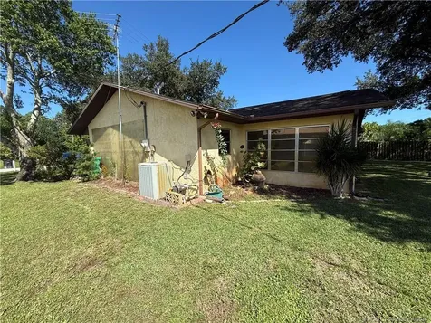 442 SW Lucero Drive Port St Lucie FL 34983