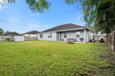 1084 SW Benchor Avenue Port St Lucie FL 34953