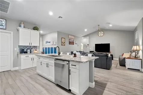 1084 SW Benchor Avenue Port St Lucie FL 34953