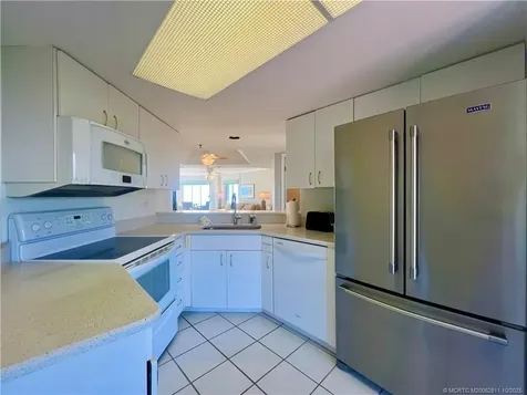 3870 N Highway Highway A1a Hutchinson Island FL 34949