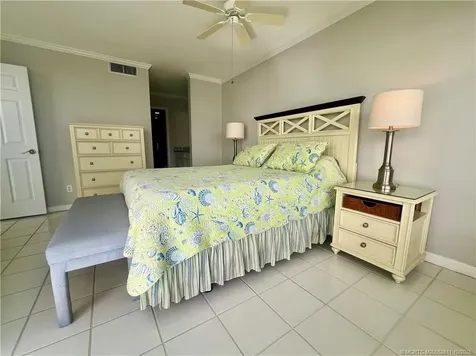 3870 N Highway Highway A1a Hutchinson Island FL 34949