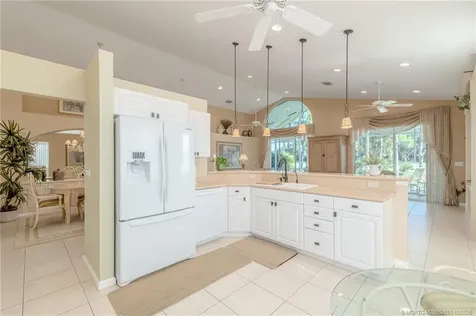 1640 SE Shelburnie Way Port St Lucie FL 34952