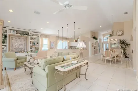 1640 SE Shelburnie Way Port St Lucie FL 34952