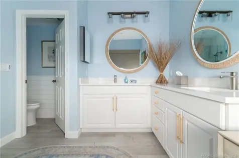 1640 SE Shelburnie Way Port St Lucie FL 34952