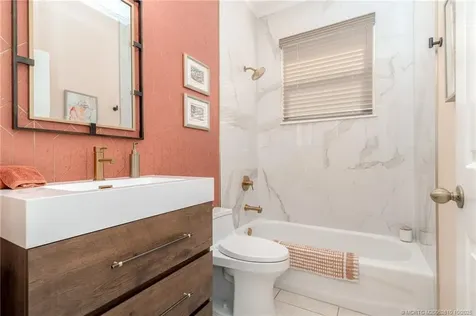 1640 SE Shelburnie Way Port St Lucie FL 34952