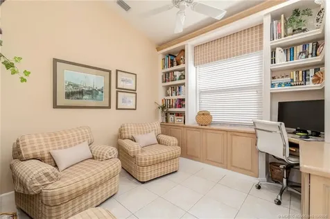 1640 SE Shelburnie Way Port St Lucie FL 34952