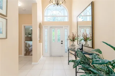 1640 SE Shelburnie Way Port St Lucie FL 34952