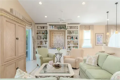 1640 SE Shelburnie Way Port St Lucie FL 34952