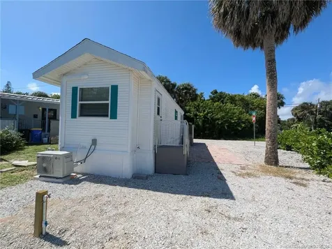 2423 NE Palm Avenue Jensen Beach FL 34957