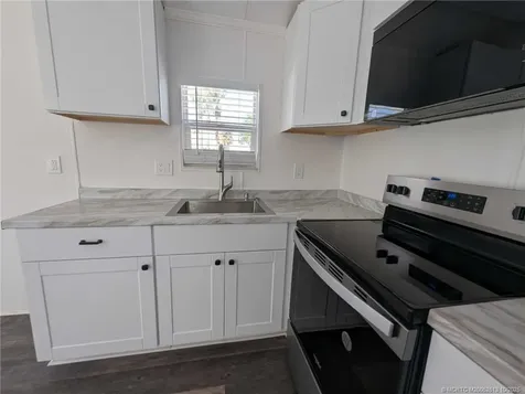 2423 NE Palm Avenue Jensen Beach FL 34957