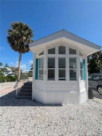 2423 NE Palm Avenue Jensen Beach FL 34957