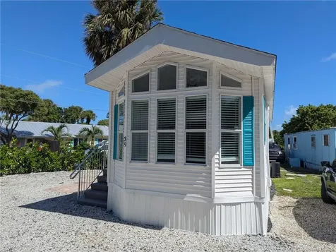 2423 NE Palm Avenue Jensen Beach FL 34957