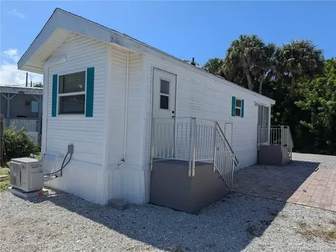 2423 NE Palm Avenue Jensen Beach FL 34957