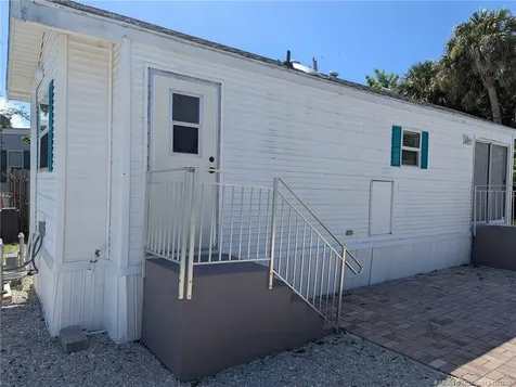 2423 NE Palm Avenue Jensen Beach FL 34957