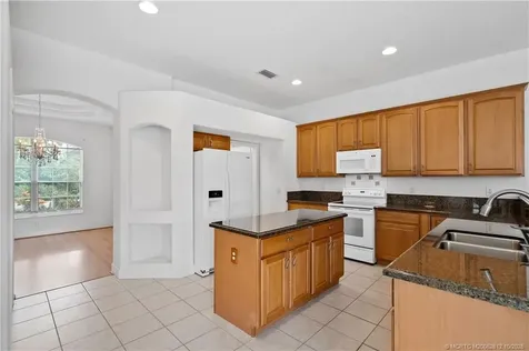 3953 NW Willow Creek Drive Jensen Beach FL 34957