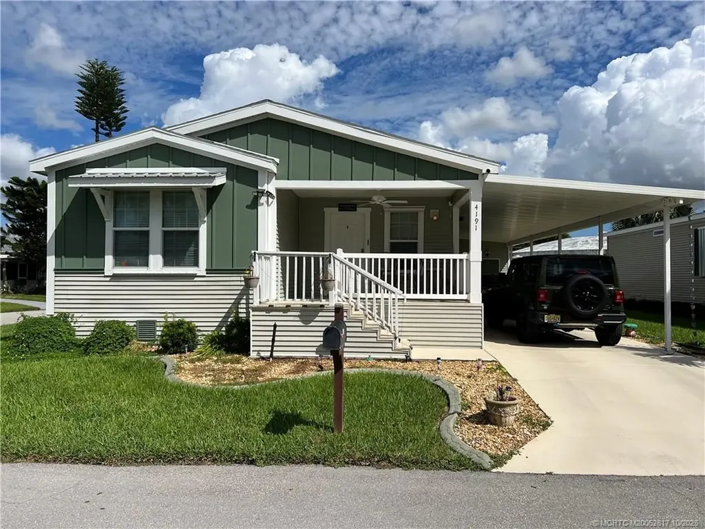 4191 2nd Court Lantana FL 33467