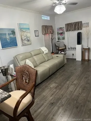 4191 2nd Court Lantana FL 33467