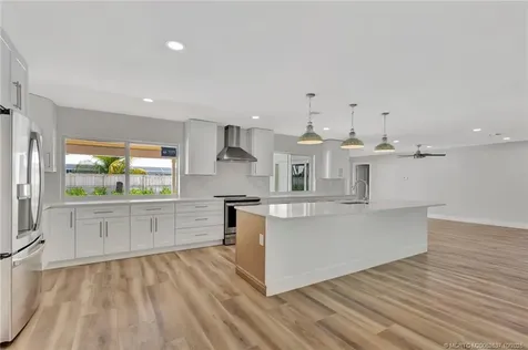 351 Country Club Drive Jupiter FL 33469