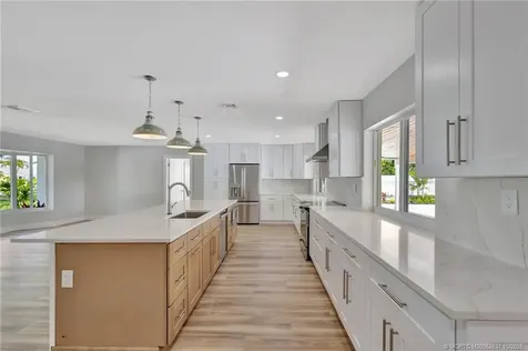 351 Country Club Drive Jupiter FL 33469