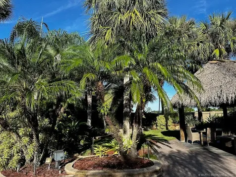 80 NW Putter Pointe Port St Lucie FL 34986