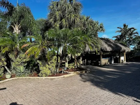 80 NW Putter Pointe Port St Lucie FL 34986