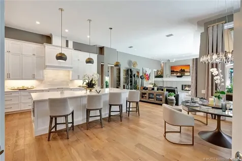 7701 SE Manhasset Place Hobe Sound FL 33455