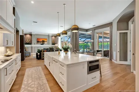 7701 SE Manhasset Place Hobe Sound FL 33455