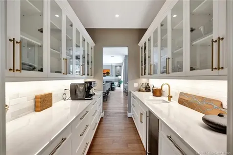 7701 SE Manhasset Place Hobe Sound FL 33455