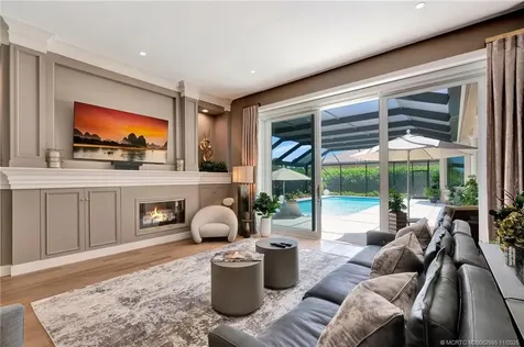 7701 SE Manhasset Place Hobe Sound FL 33455