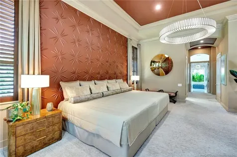 7701 SE Manhasset Place Hobe Sound FL 33455