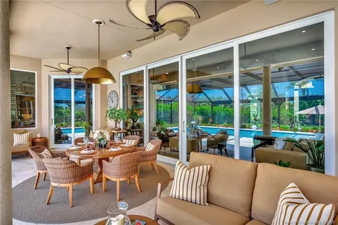 7701 SE Manhasset Place Hobe Sound FL 33455