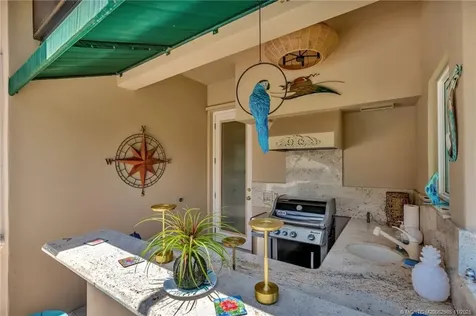 7701 SE Manhasset Place Hobe Sound FL 33455