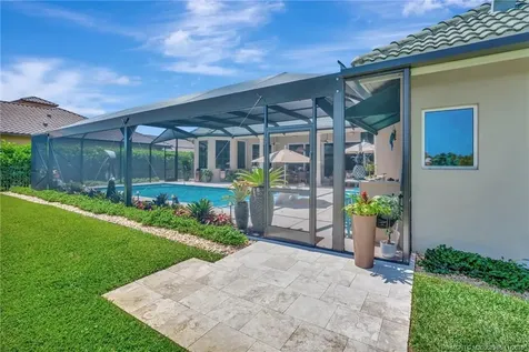 7701 SE Manhasset Place Hobe Sound FL 33455