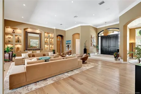 7701 SE Manhasset Place Hobe Sound FL 33455