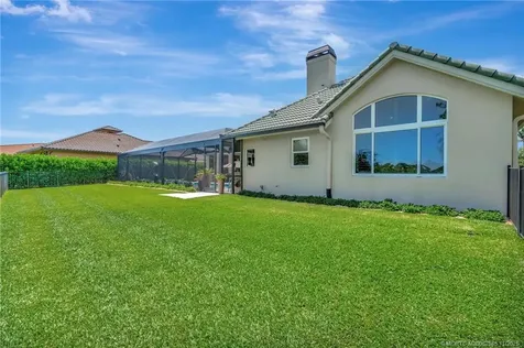 7701 SE Manhasset Place Hobe Sound FL 33455